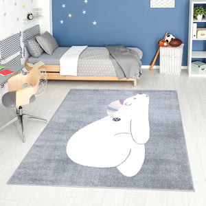 Tapis enfant gris avec un motif d'ours polaire dormant Ruby