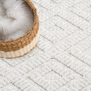 Tapis Laine bouclée Crème avec motif losanges en relief - ALEA Alea