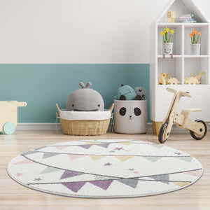 Tapis enfant blanc crème avec des motifs de guirlandes colorées Ruby