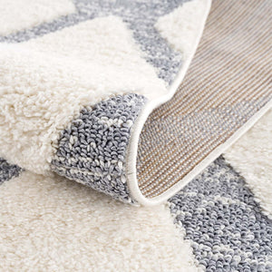 Tapis gris crème à motif géométrique - MADI Madi