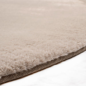 Tapis taupe uni et doux - SIERA Siera