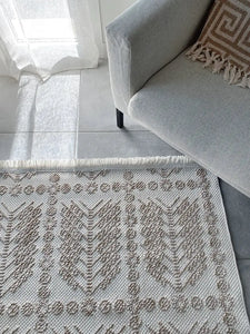 Tapis ivoire motif berbère en relief - BALI Bruge Interiors