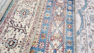 Tapis persan multicolore, style vintage Bruge interiors